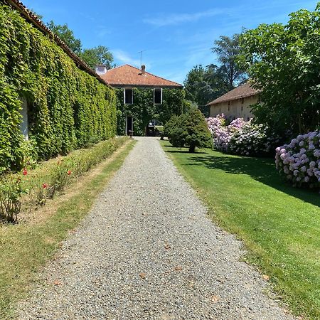 La Seigneurie De Tillac Buitenkant foto