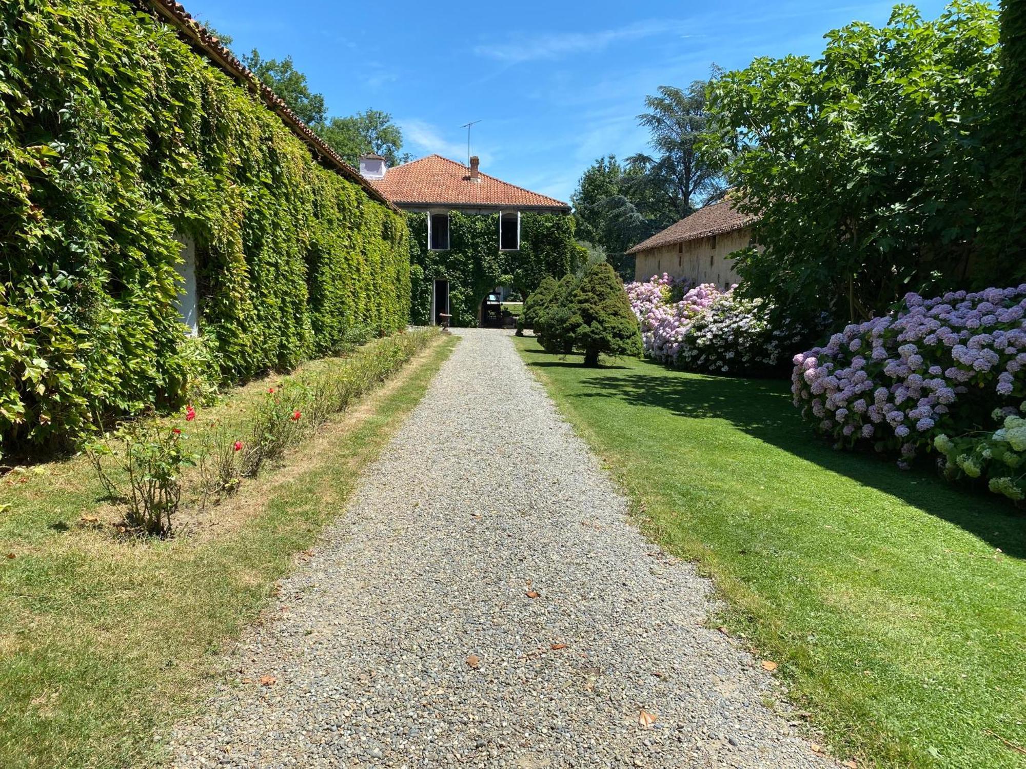 La Seigneurie De Tillac Buitenkant foto